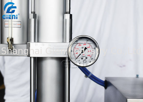 Otomatik besleme Laboratuvarı Formüler Kozmetik Toz Pres Makinası