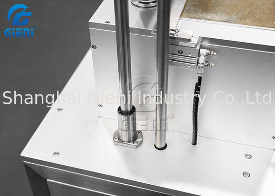 Kompakt SS304 1500pcs / H Yarı Otomatik Ruj Makinesi Makinesi