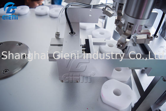 Yarı Otomatik Döner 15L Tank Dudak Parlatıcı Dolum Makinesi